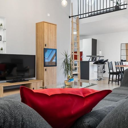 Modernes 3-Zimmer Loft Mit Balkon Hennesee 5 Min Eslohe Exterior foto